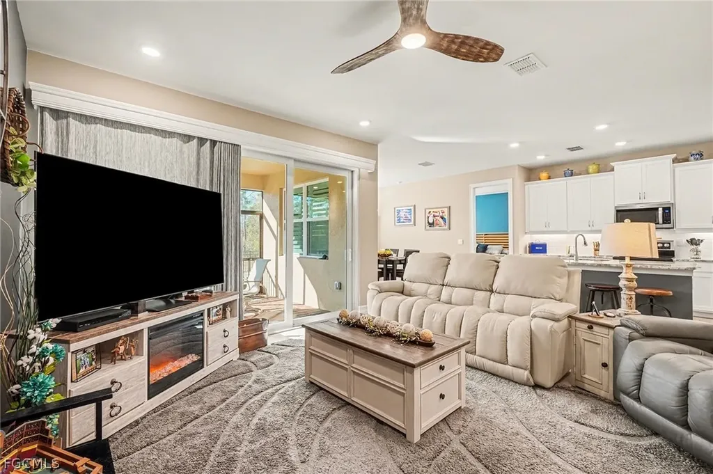 3816 Crosswater Drive North Fort Myers FL 33917
