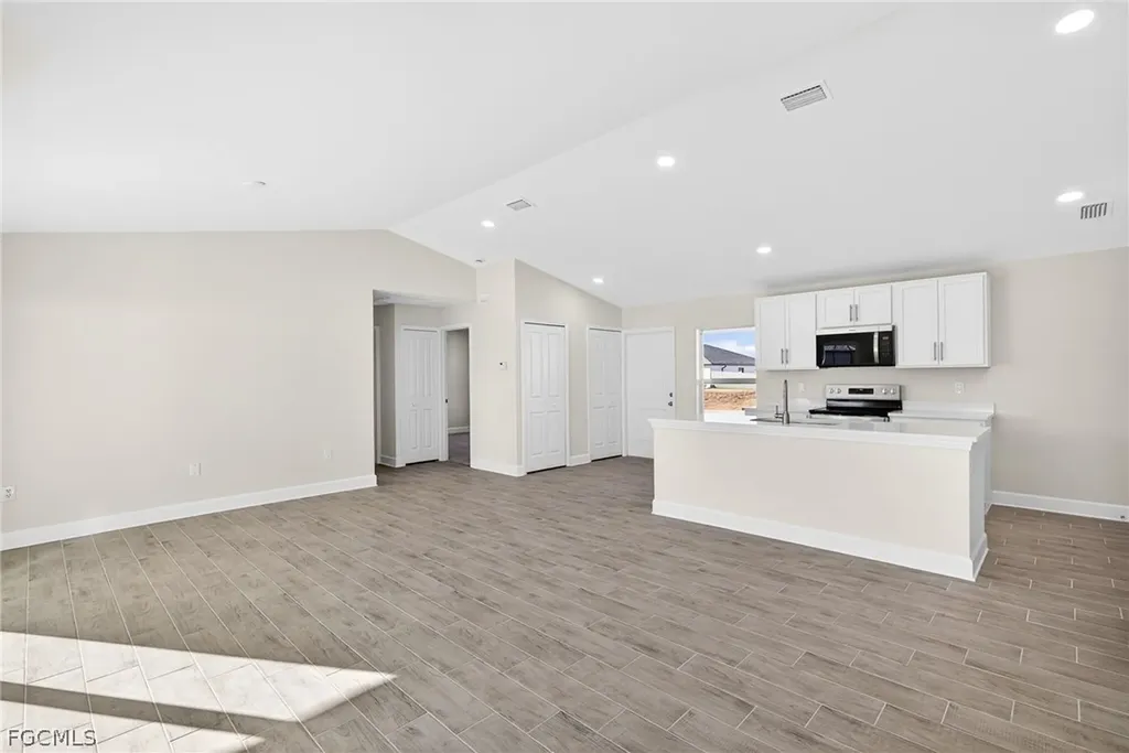 1110 NW 19th Street Cape Coral FL 33993