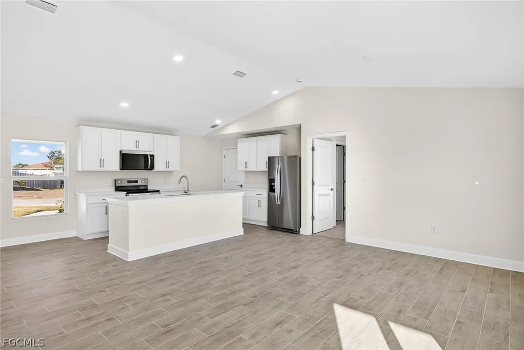 1110 NW 19th Street Cape Coral FL 33993