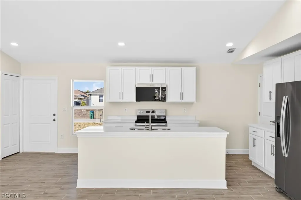 1110 NW 19th Street Cape Coral FL 33993