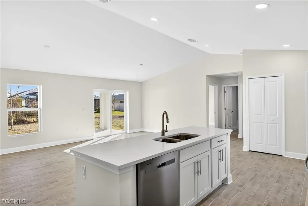 1110 NW 19th Street Cape Coral FL 33993
