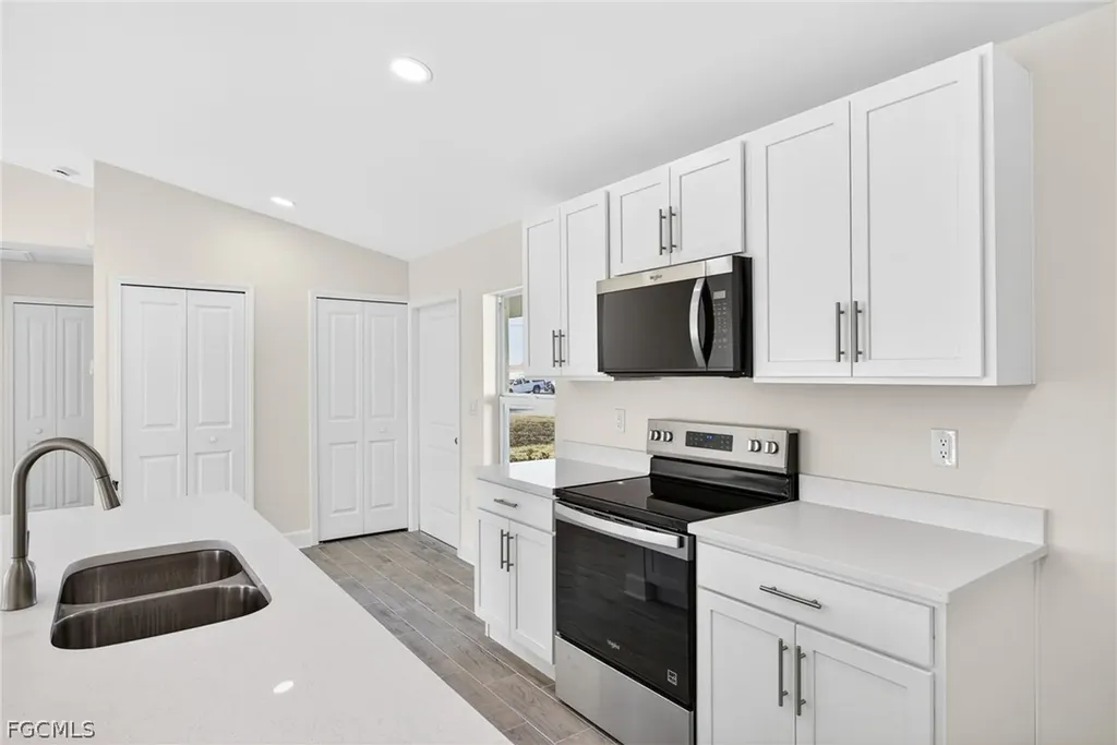 1110 NW 19th Street Cape Coral FL 33993