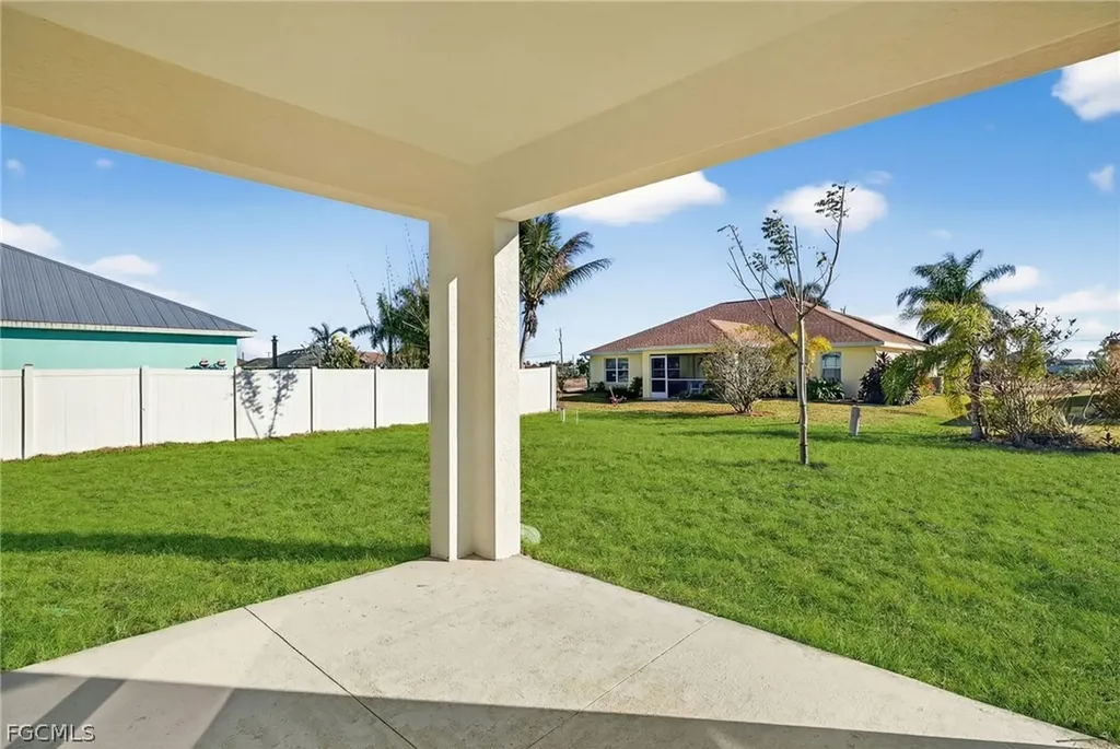 1110 NW 19th Street Cape Coral FL 33993