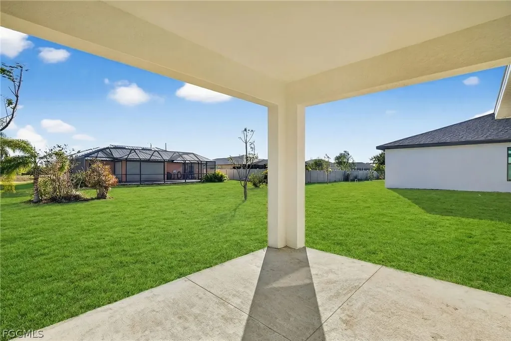 1110 NW 19th Street Cape Coral FL 33993