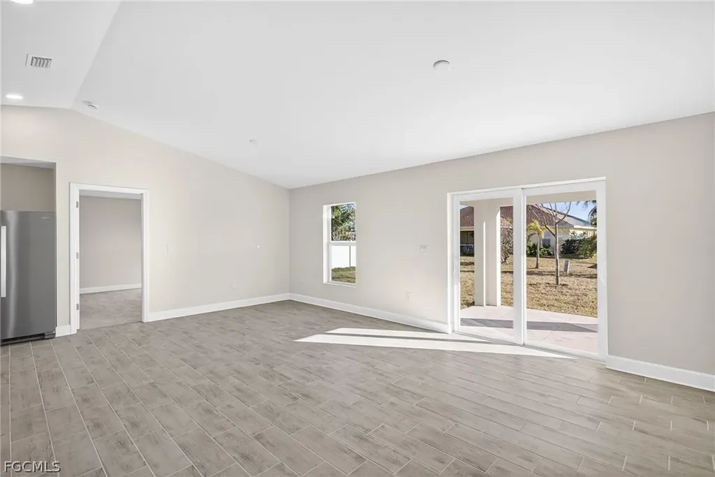1110 NW 19th Street Cape Coral FL 33993