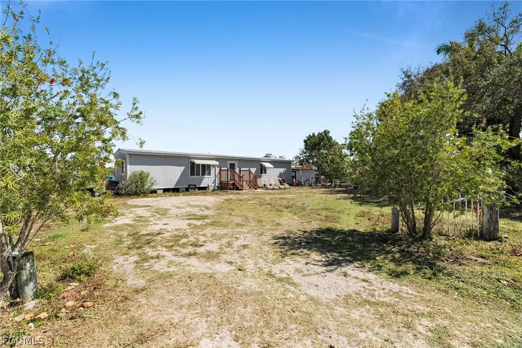 3590 South Road North Fort Myers FL 33917