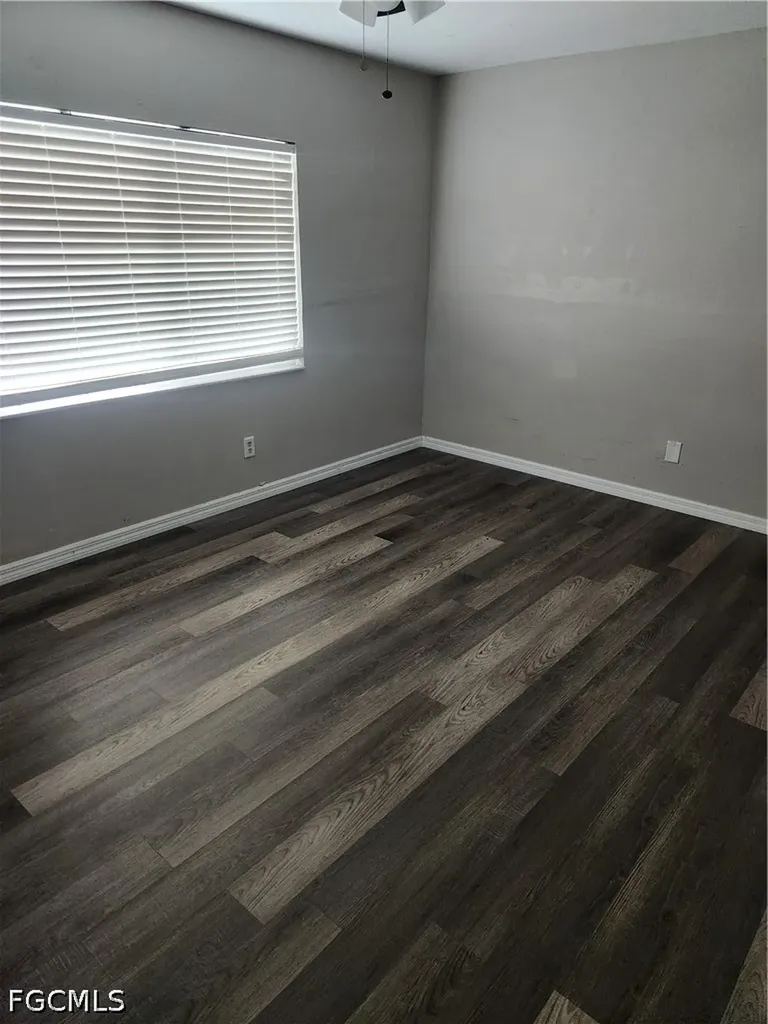 1402 NE 18th Street Cape Coral FL 33909