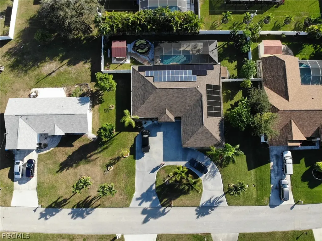 320 SE 28th Terrace Cape Coral FL 33904