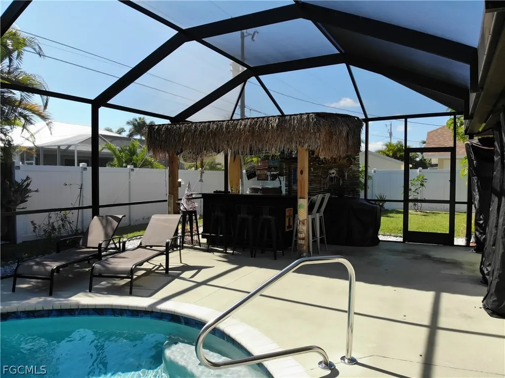 320 SE 28th Terrace Cape Coral FL 33904