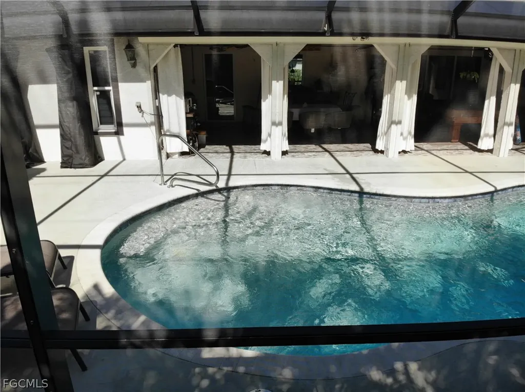 320 SE 28th Terrace Cape Coral FL 33904