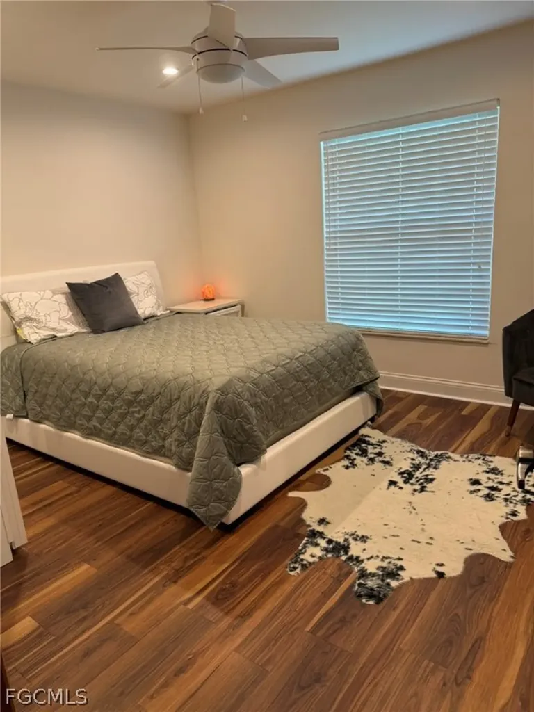 320 SE 28th Terrace Cape Coral FL 33904