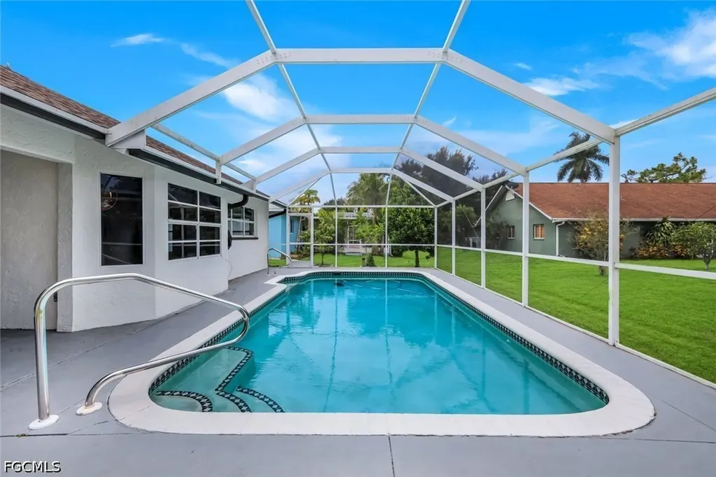 13651 Willow Bridge Drive North Fort Myers FL 33903