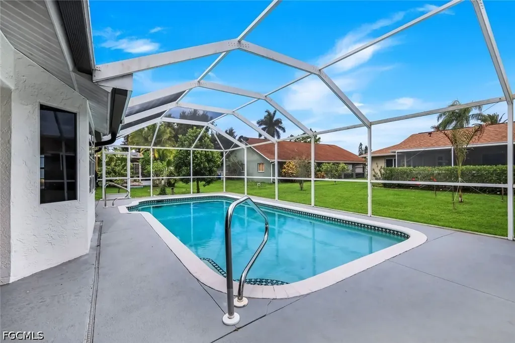 13651 Willow Bridge Drive North Fort Myers FL 33903