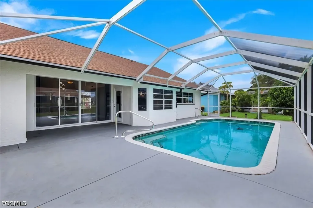 13651 Willow Bridge Drive North Fort Myers FL 33903