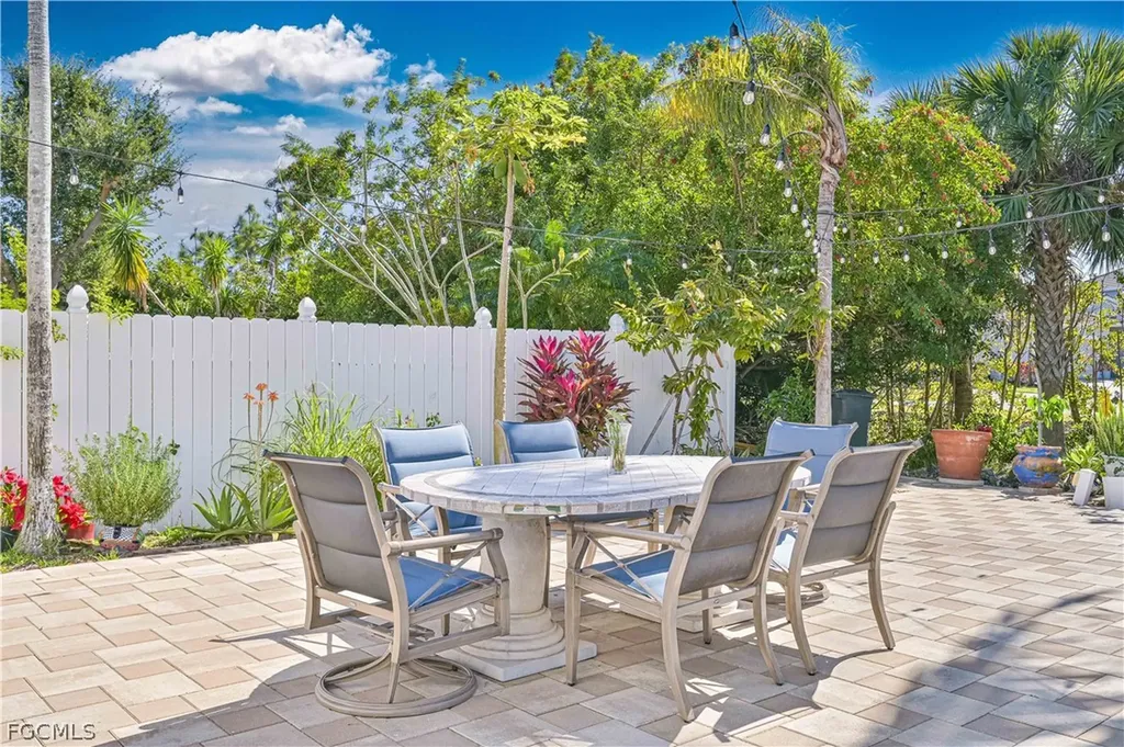 9006 Gladiolus Preserve Circle Fort Myers FL 33908