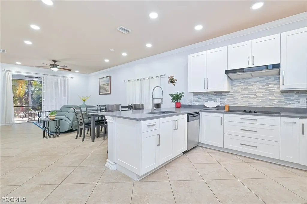 9006 Gladiolus Preserve Circle Fort Myers FL 33908