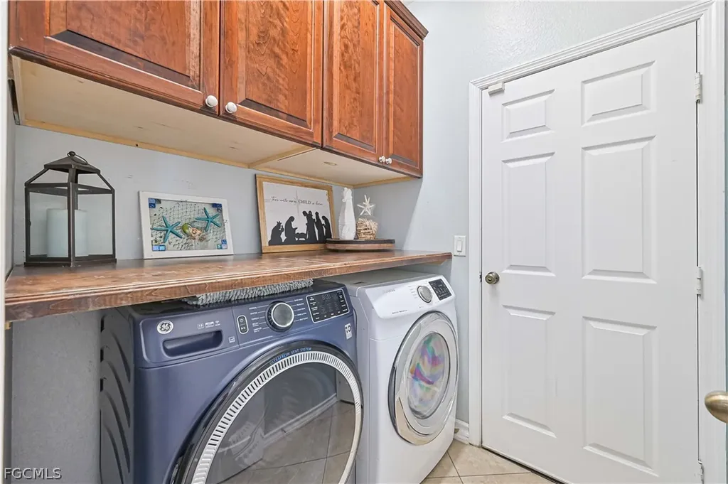 9006 Gladiolus Preserve Circle Fort Myers FL 33908