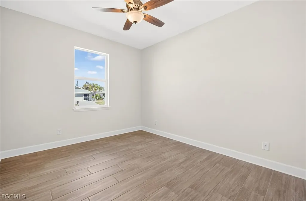 1140 SE 33rd Street Cape Coral FL 33904