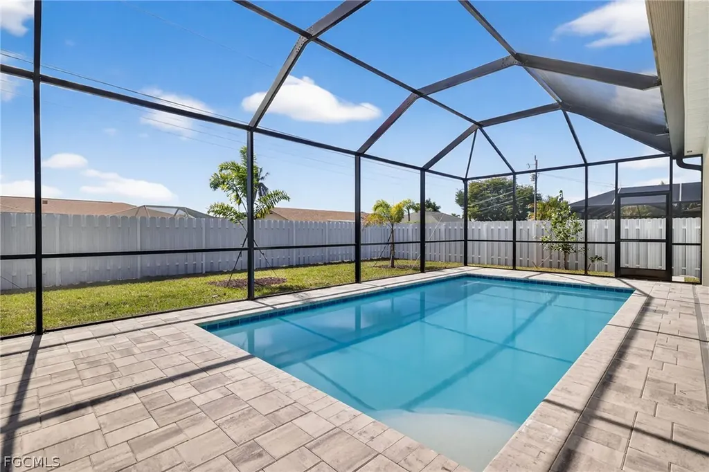 1140 SE 33rd Street Cape Coral FL 33904