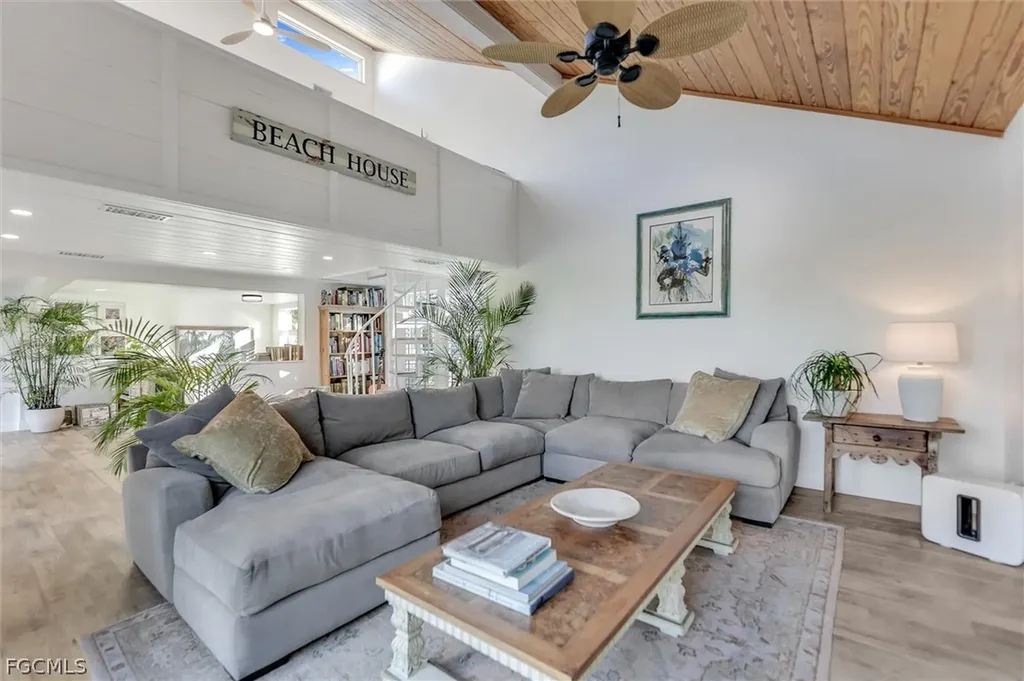 1450 Royal Poinciana Drive Sanibel FL 33957