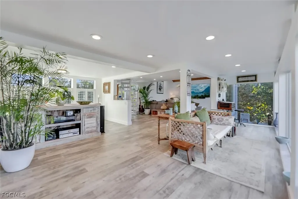 1450 Royal Poinciana Drive Sanibel FL 33957