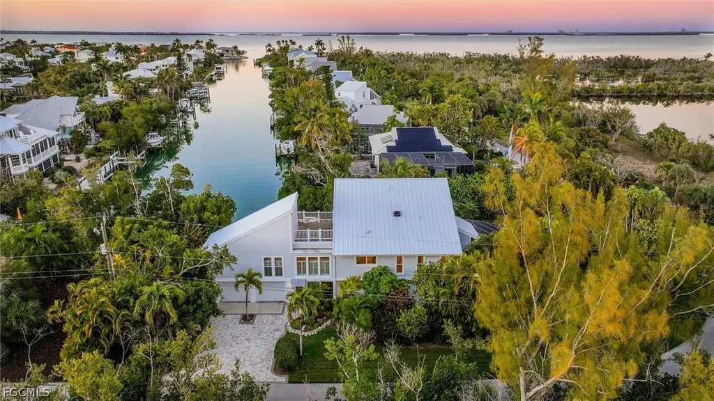 1450 Royal Poinciana Drive Sanibel FL 33957