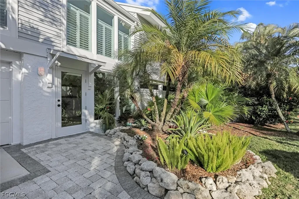 1450 Royal Poinciana Drive Sanibel FL 33957