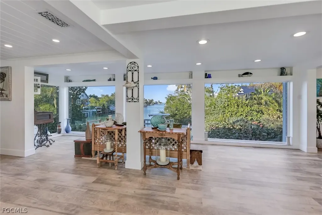 1450 Royal Poinciana Drive Sanibel FL 33957