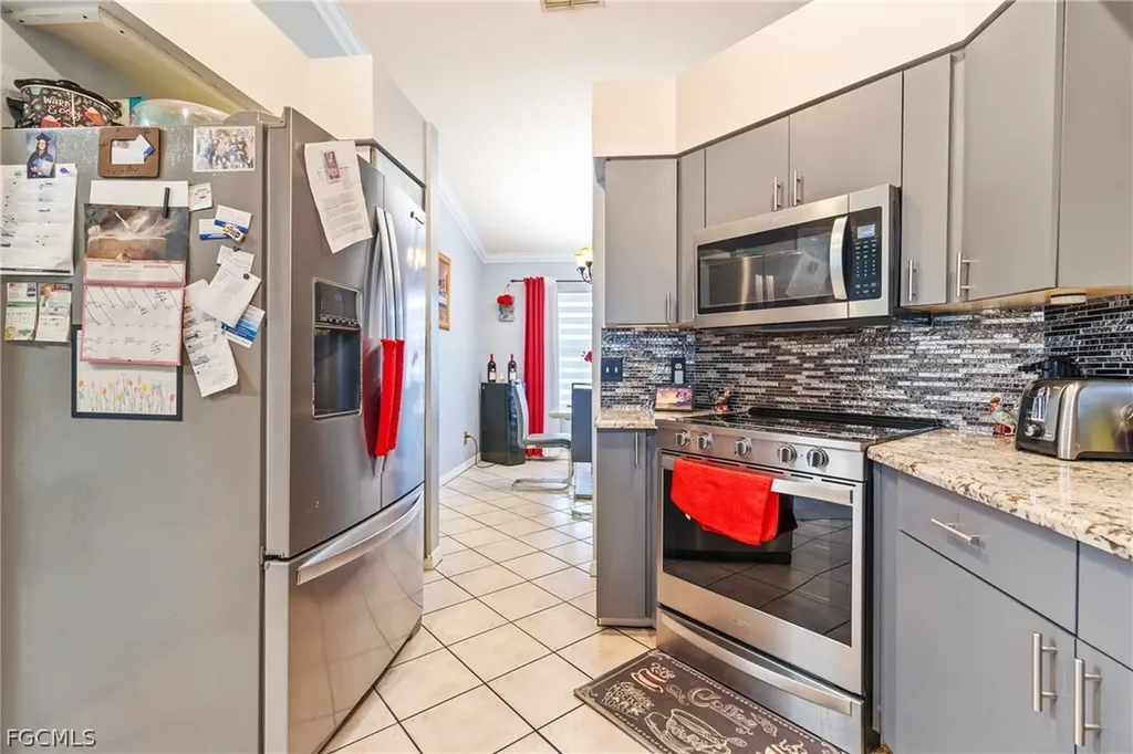 32 Lincoln Avenue Lehigh Acres FL 33936