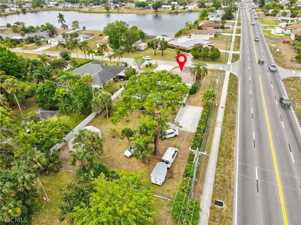32 Lincoln Avenue Lehigh Acres FL 33936