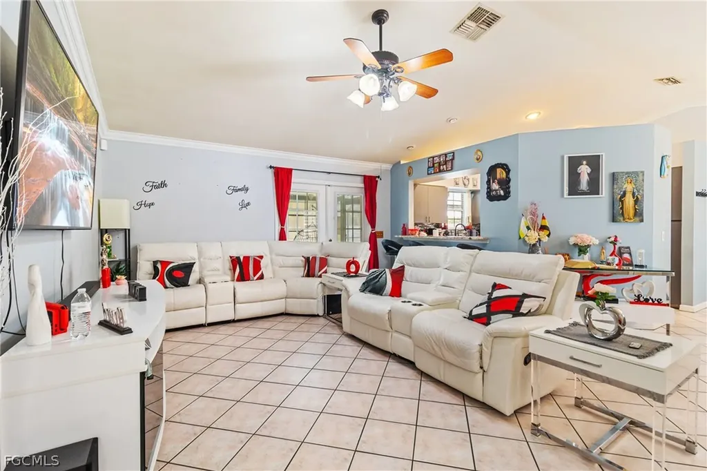 32 Lincoln Avenue Lehigh Acres FL 33936