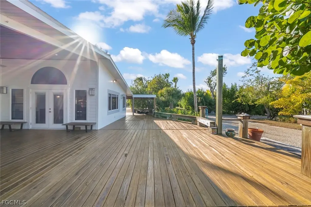 Sanibel FL 33957