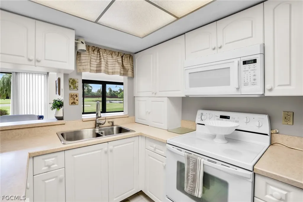 5905 Trailwinds Drive Fort Myers FL 33907