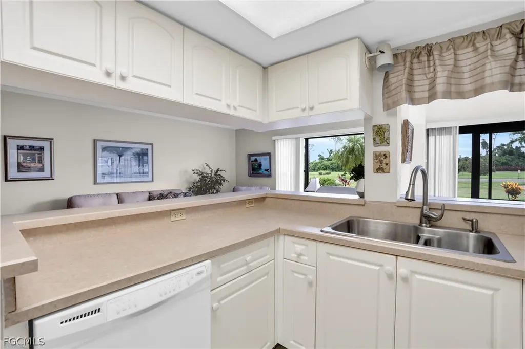 5905 Trailwinds Drive Fort Myers FL 33907