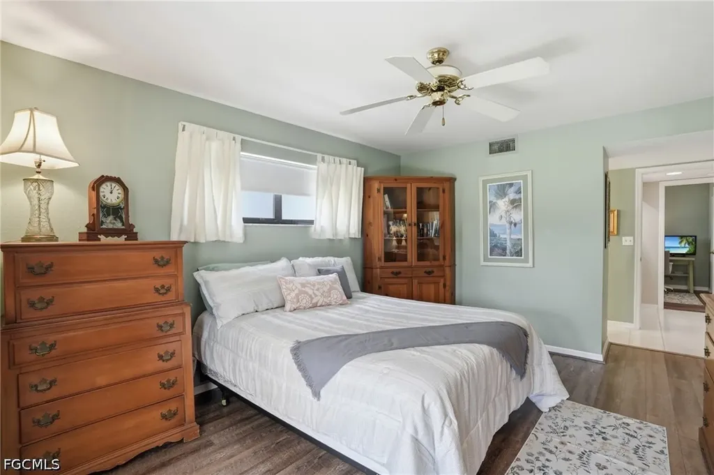 5905 Trailwinds Drive Fort Myers FL 33907