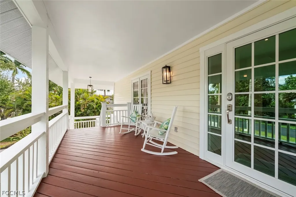 253 Daniel Drive Sanibel FL 33957