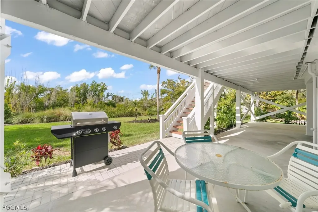 253 Daniel Drive Sanibel FL 33957