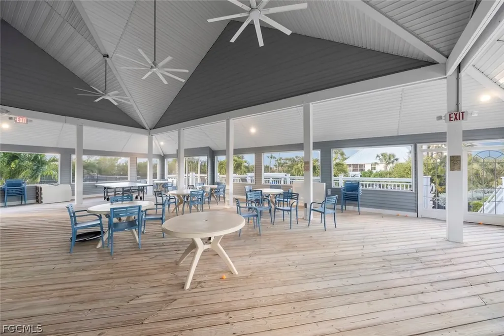 253 Daniel Drive Sanibel FL 33957