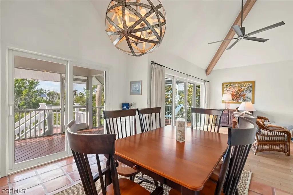 253 Daniel Drive Sanibel FL 33957