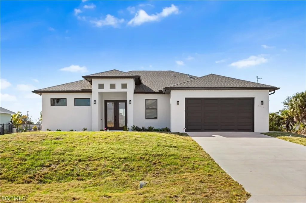 3318 NE 13th Place Cape Coral FL 33909