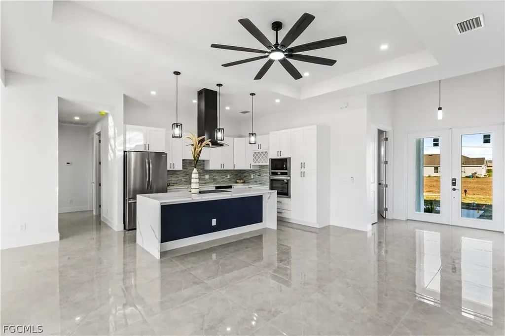 3318 NE 13th Place Cape Coral FL 33909