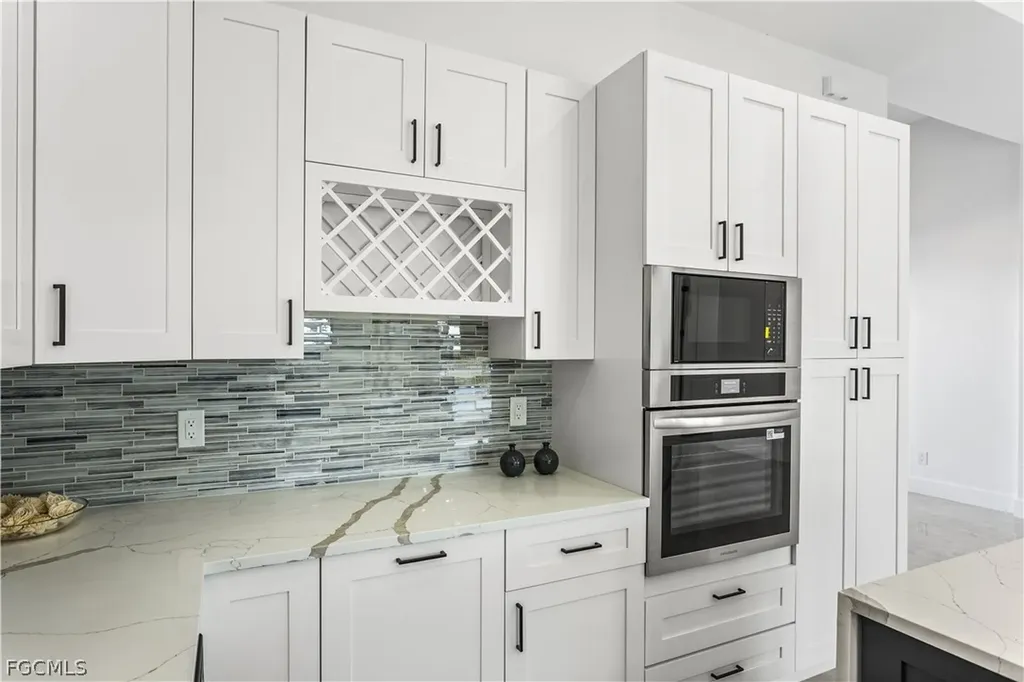3318 NE 13th Place Cape Coral FL 33909