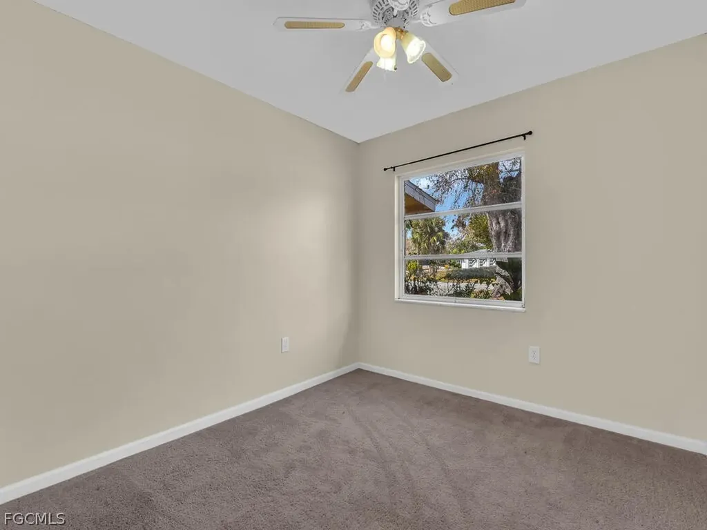 2124 E Gardenia Circle North Fort Myers FL 33917
