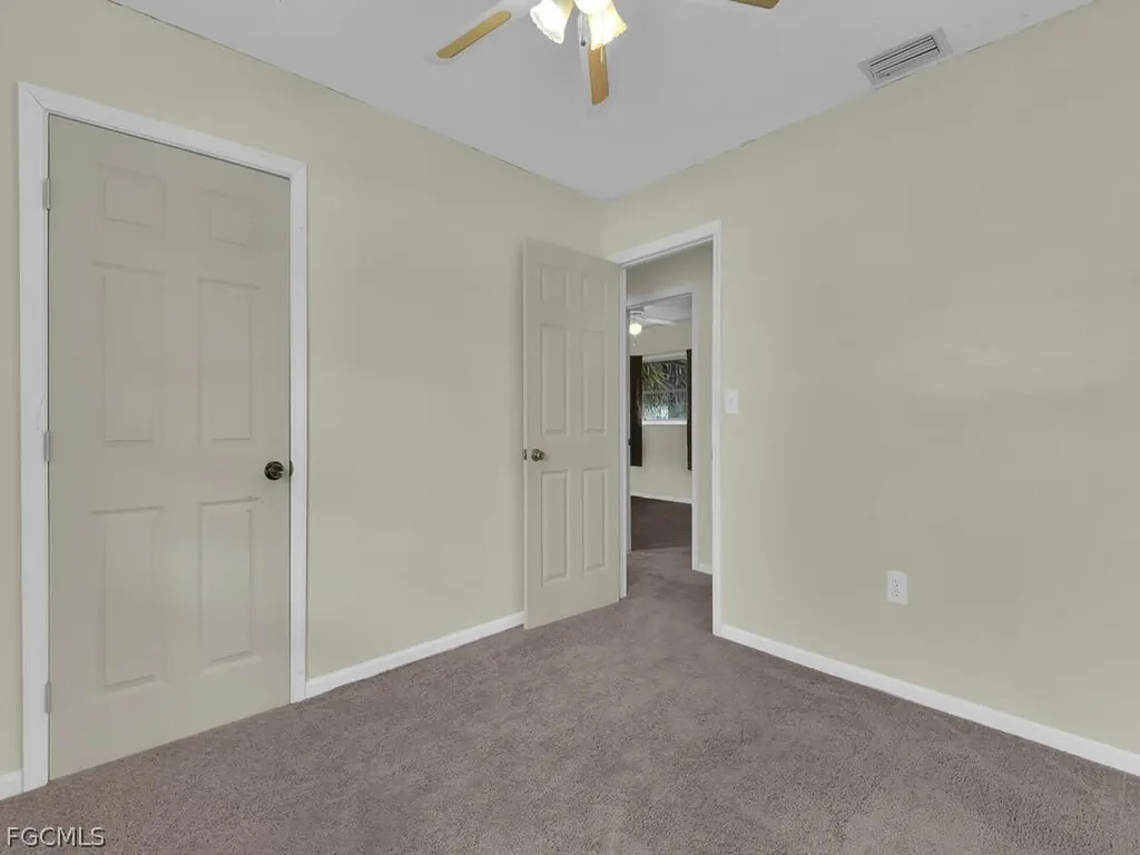 2124 E Gardenia Circle North Fort Myers FL 33917