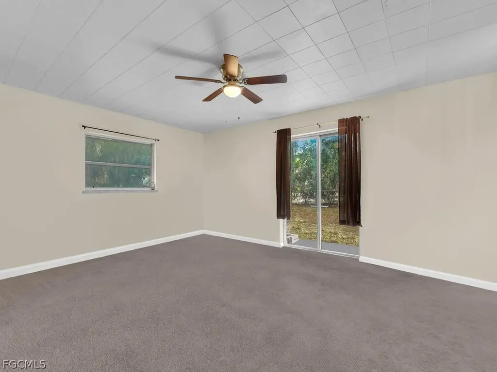 2124 E Gardenia Circle North Fort Myers FL 33917