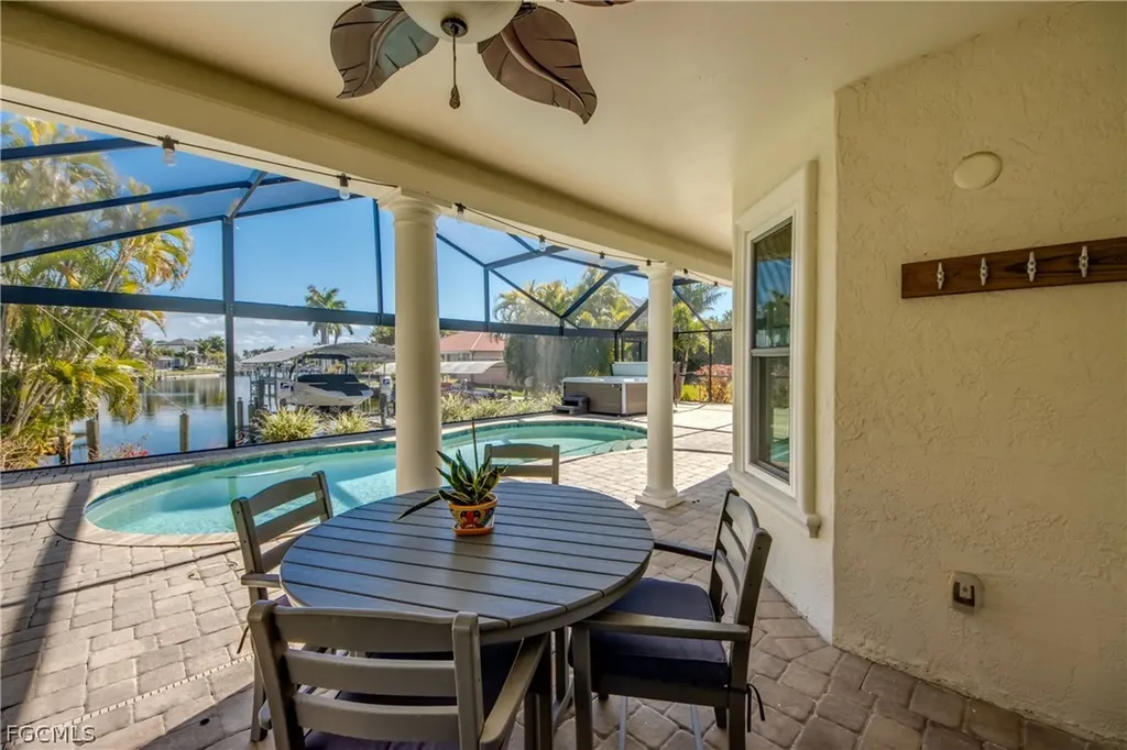 5237 SW 24th Avenue Cape Coral FL 33914