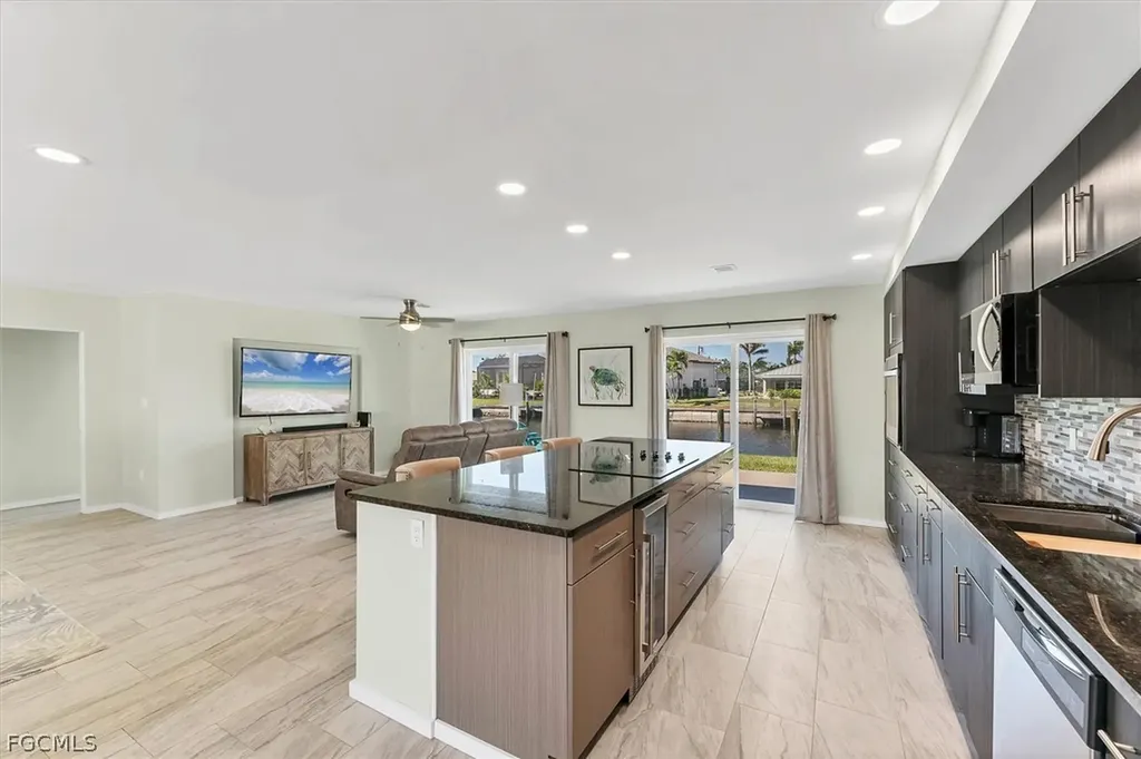 2280 Bayview Road Punta Gorda FL 33950