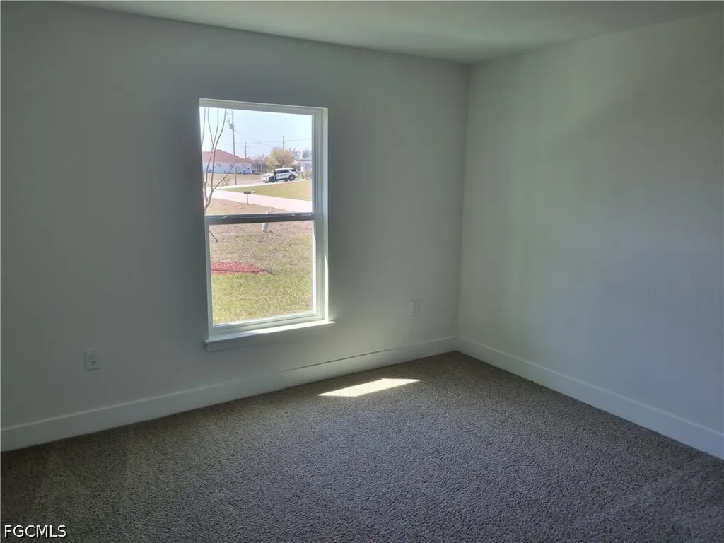2238 NW 2nd Street Cape Coral FL 33993