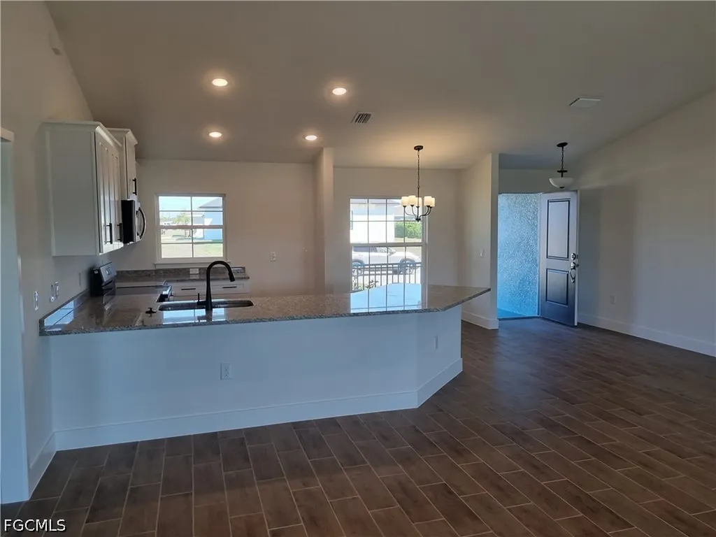 2238 NW 2nd Street Cape Coral FL 33993