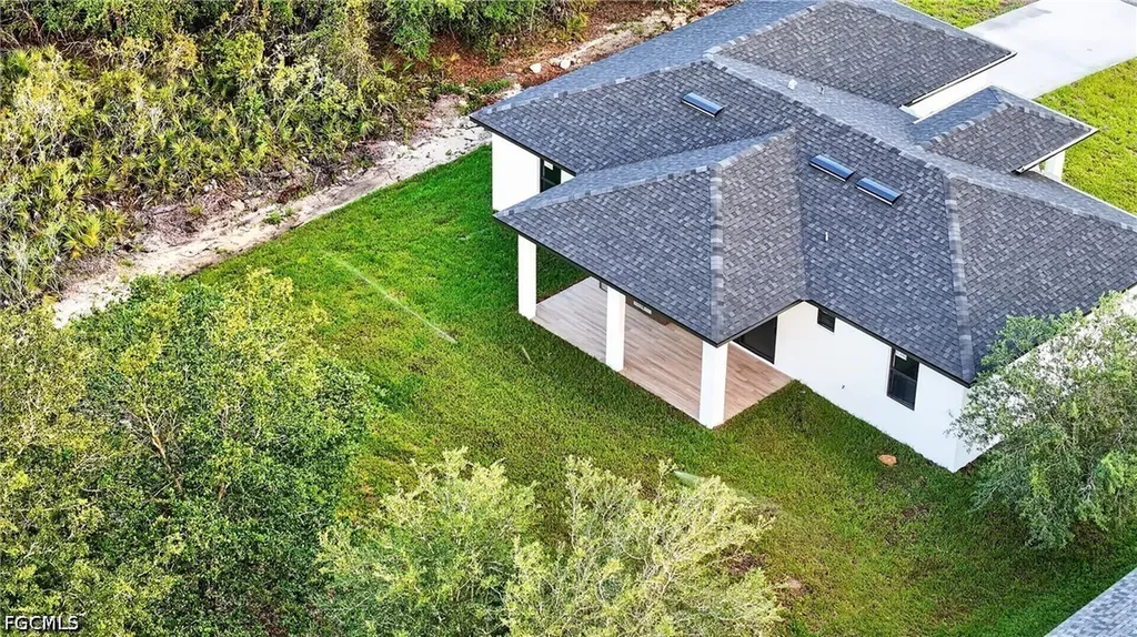 2506 69th Street W Lehigh Acres FL 33971